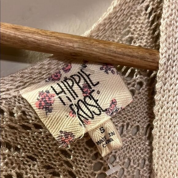 Hippie Rose Cream V-Neck Sweater - Picture 5 of 12
